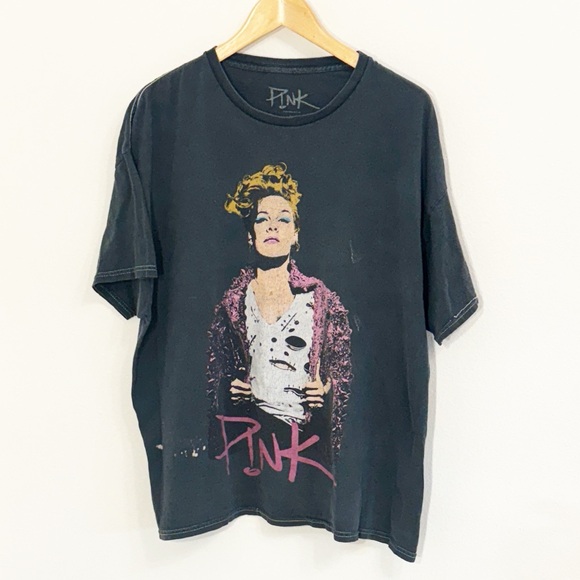 pinks stuff Tops - PINK Distressed/Destroyed Gray Tshirt Short Sleeved Size 2X